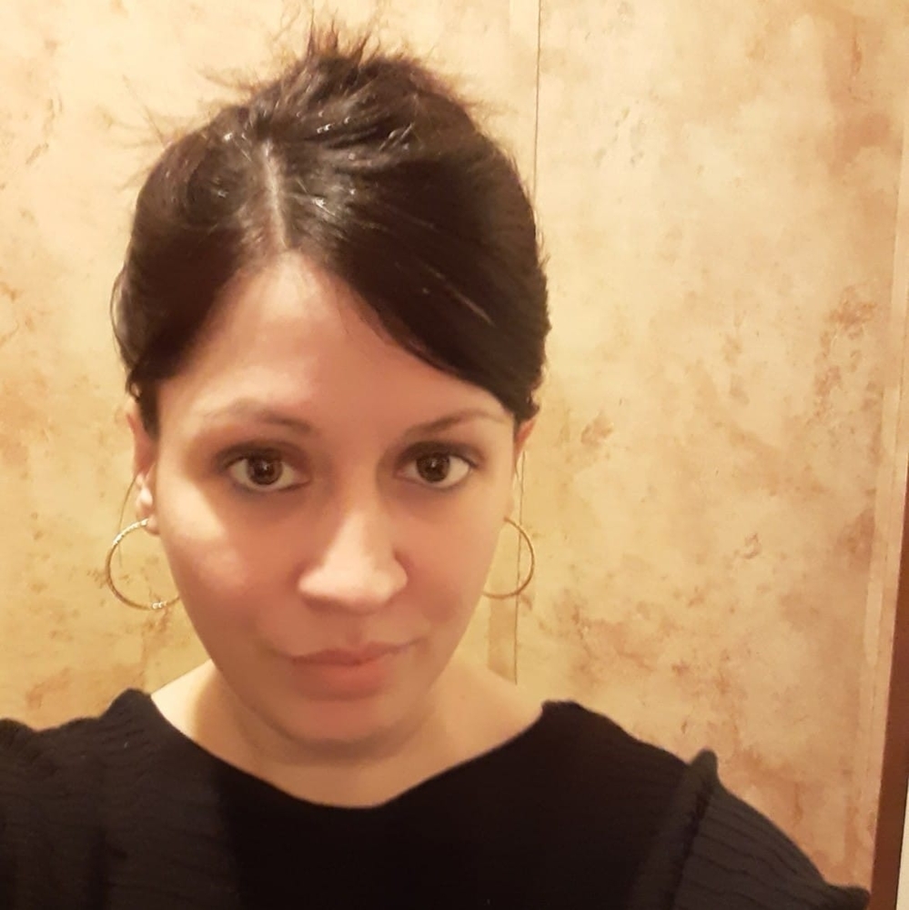 Meet your Posher, Lisa